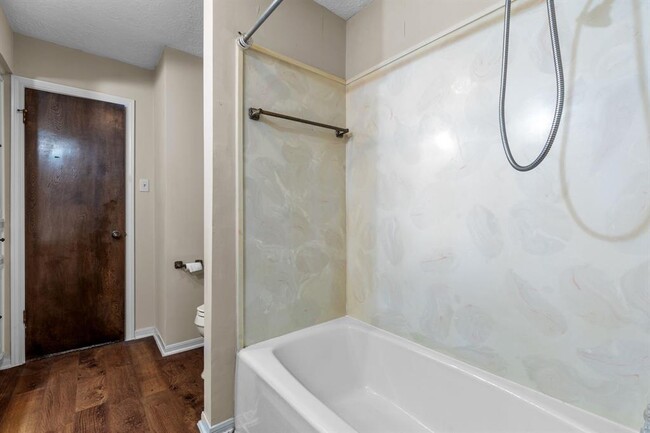 Building Photo - 4010 Paraguay Cir