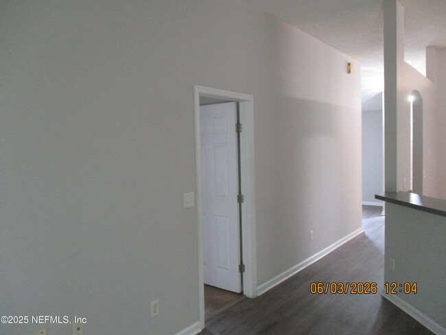 Building Photo - 3285 Avalon Dr