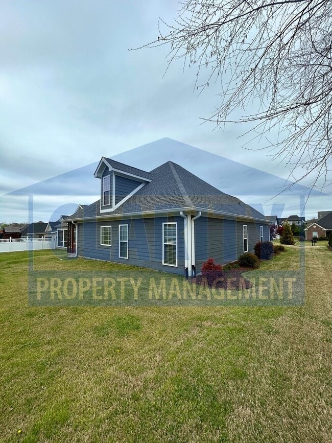 Building Photo - Beautiful 3-bedroom home!