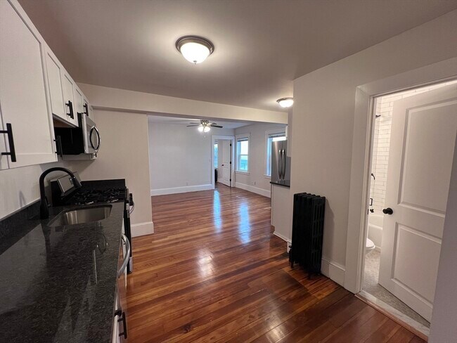 Building Photo - 69 Jaques St