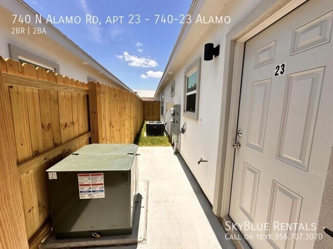 Building Photo - 740 N Alamo Rd