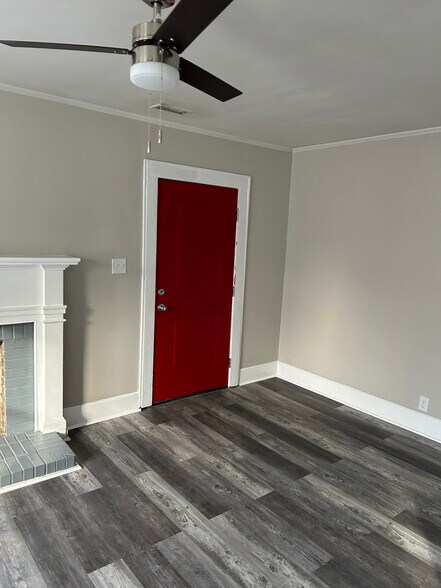 Building Photo - 1605 Hanover Rd