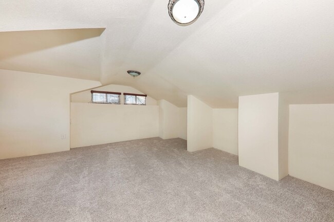 Building Photo - 3875 Pine St