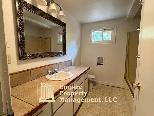 Building Photo - 87948 8th St