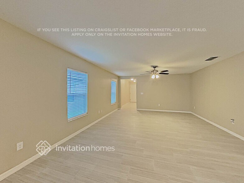 Building Photo - 10732 Southern Forest Dr