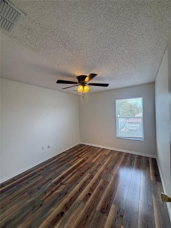 Building Photo - 401 Mallard Way