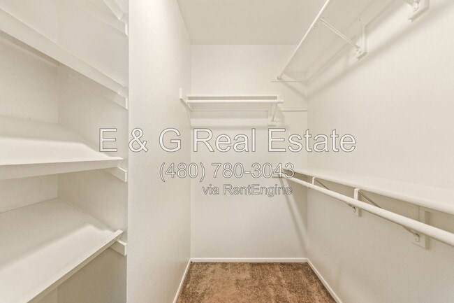 Building Photo - 3626 N 37th St