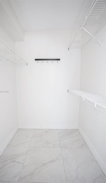 Building Photo - 777 SW 111th Way