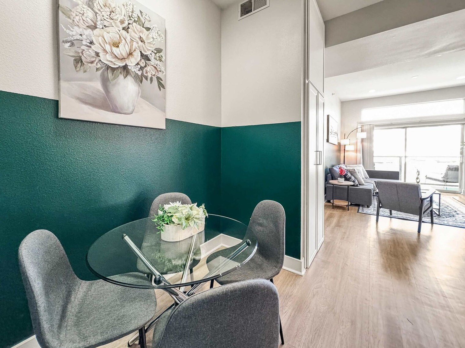 Building Photo - 2901 Indiana St