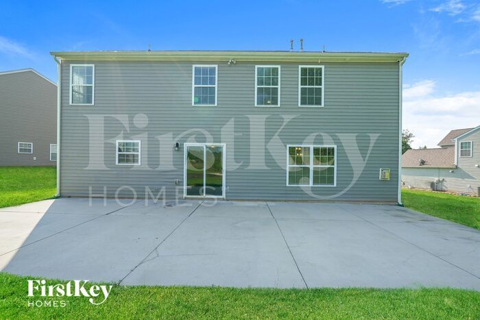 Building Photo - 1751 Rdg Blf Cir