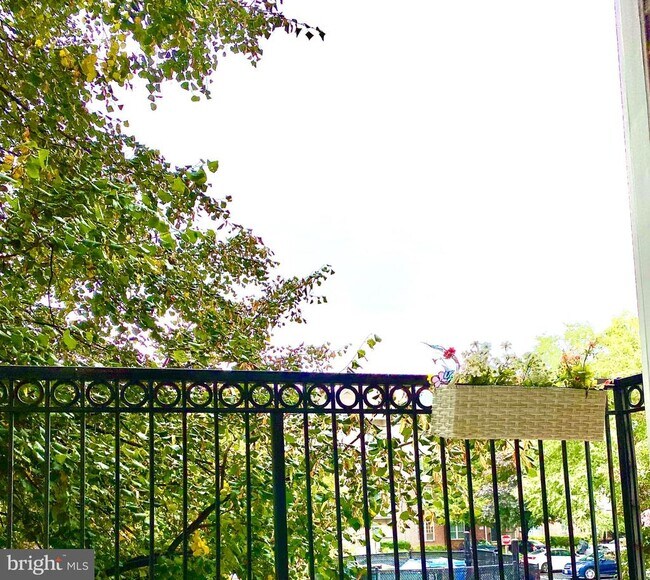 Building Photo - 1580 Spring Gate Dr.