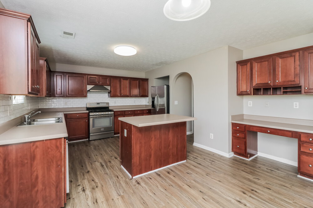 Building Photo - 210 Overlook Ct