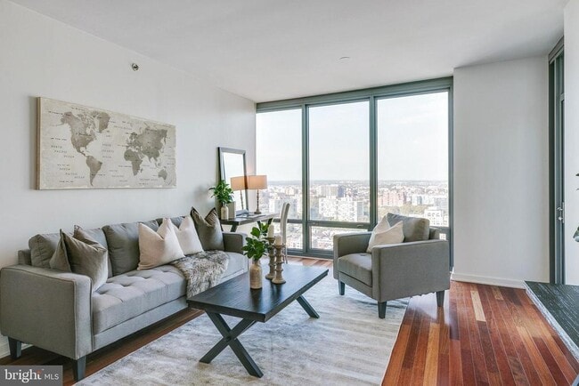 Building Photo - 2101 Market St