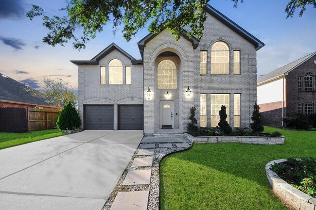 Primary Photo - 811 Childers Ct