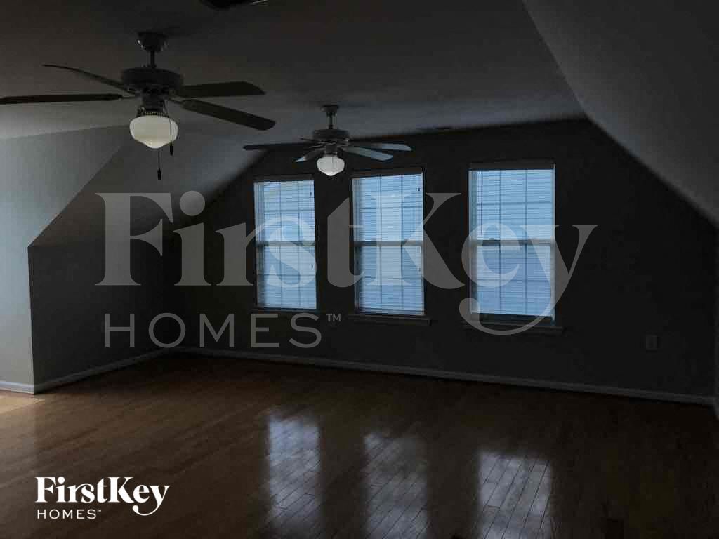 Building Photo - 4065 Eastford Court