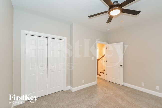 Building Photo - 450 Galvin Dr