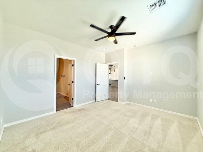 Building Photo - 5523 W Coplen Farms Rd