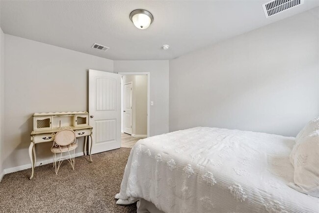 Building Photo - 514 Wincliff Dr