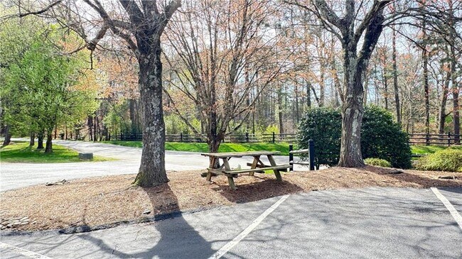 Building Photo - 177 Plantation Trce