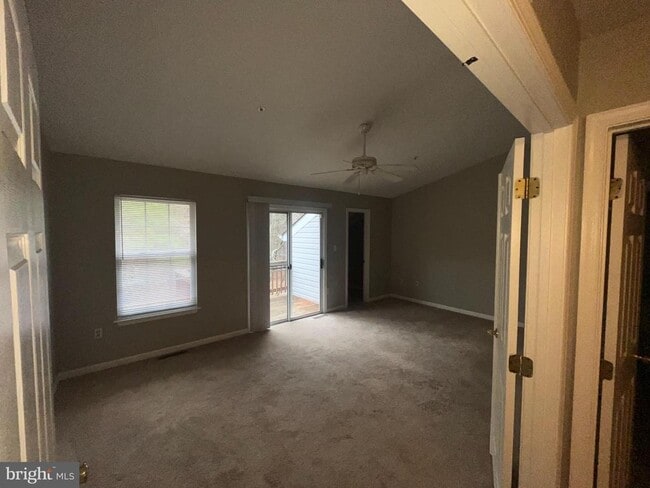 Building Photo - 47745 Devin Cir