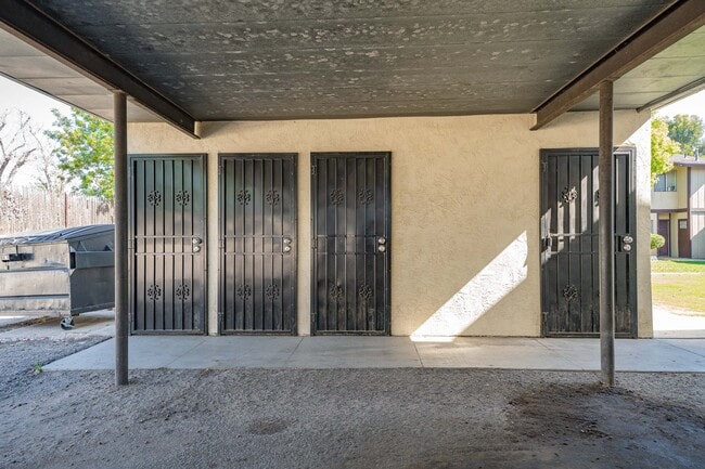 Building Photo - 2601 Actis St