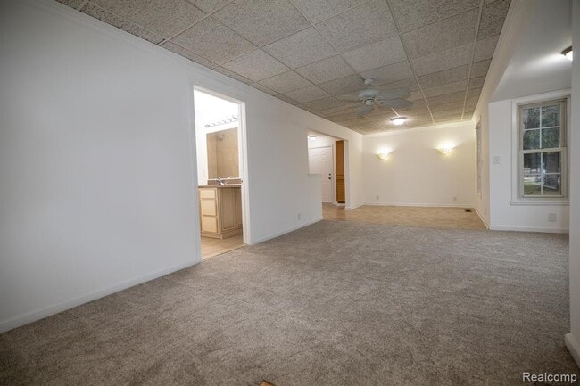 Building Photo - 9172 Millward Ave