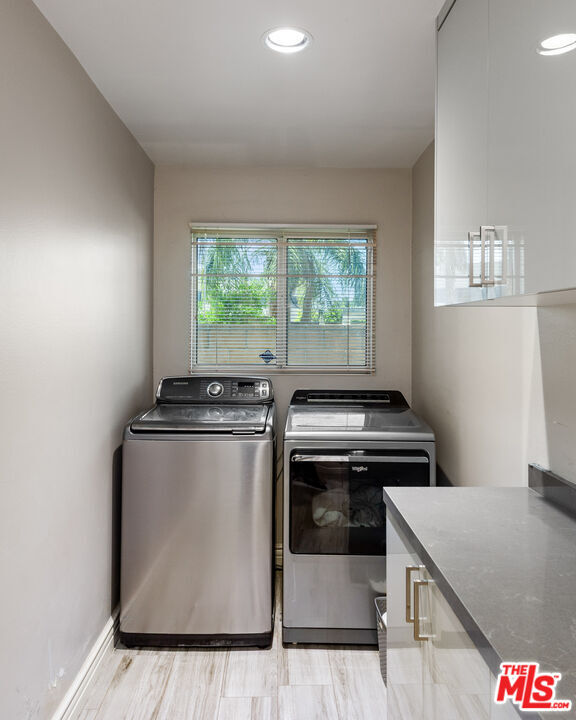 Building Photo - 8730 Sari Ave