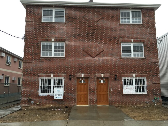 Primary Photo - 97-17 106th St