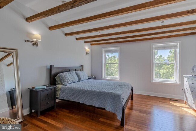 Building Photo - 223 S Collington Ave