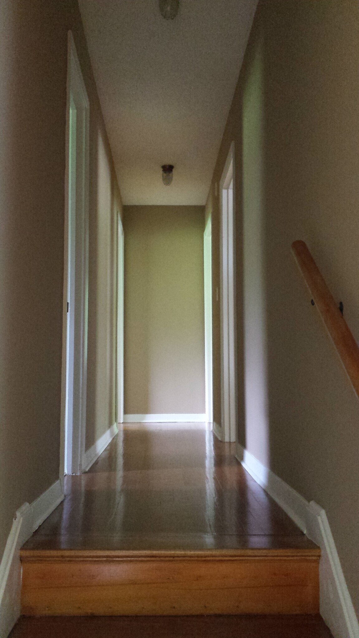 Upstairs Hallway - 6503 N Broadway