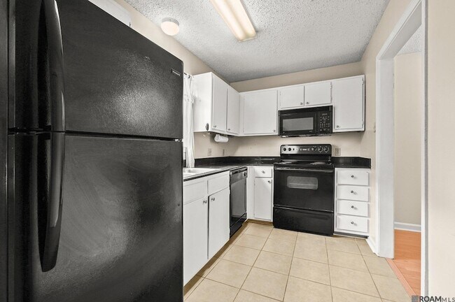 Building Photo - 1686 Brightside Dr