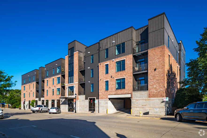 Primary Photo - The Waukesha Lofts