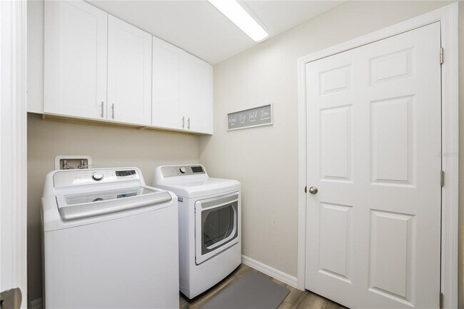 Building Photo - 12767 Mangrove Forest Dr