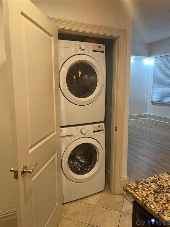 Building Photo - 6 N 6th St