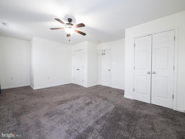 Building Photo - 173 Equestrian Dr