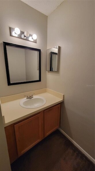 Building Photo - 4155 S Semoran Blvd