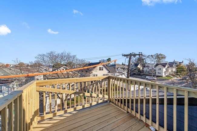 Building Photo - 62-64 Bradbury Ave