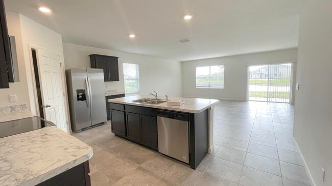 Building Photo - 9617 Potomac Dr