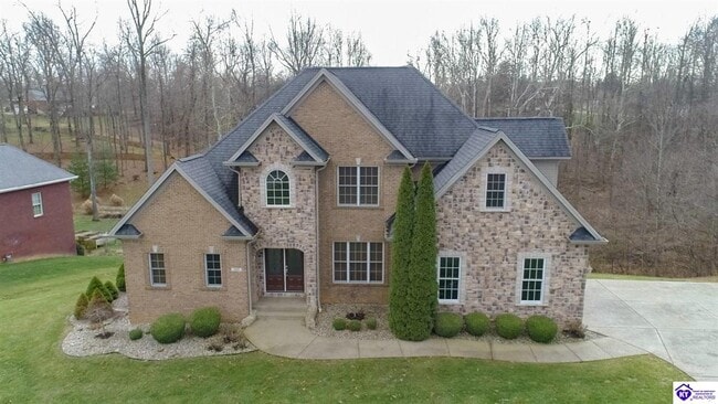 Primary Photo - 107 Rhinestone Ct