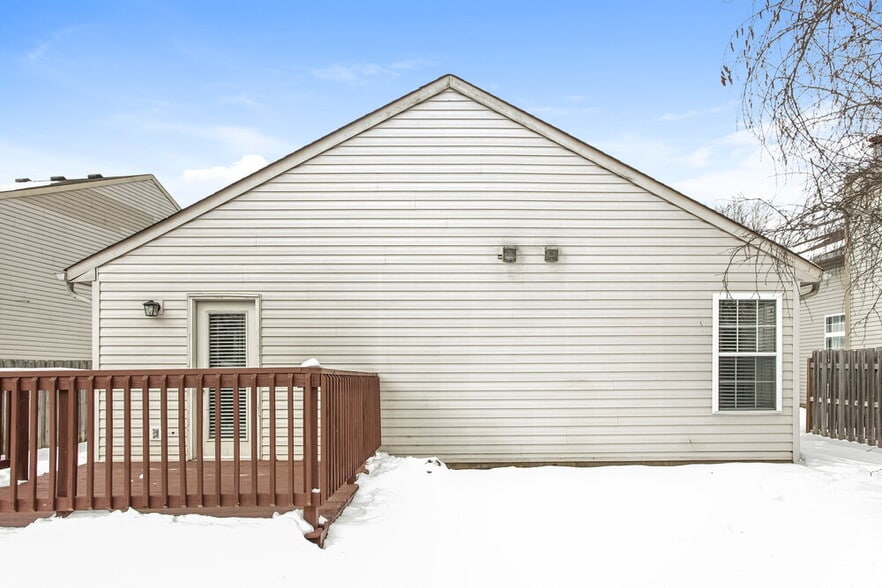 Building Photo - 15224 Fawn Meadow Dr