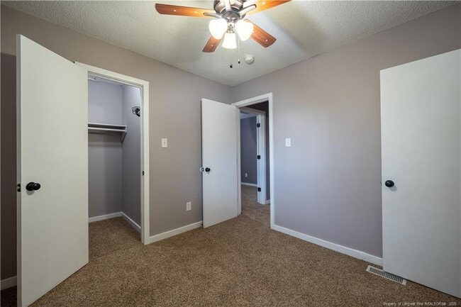 Building Photo - 5725 Waterwood Dr