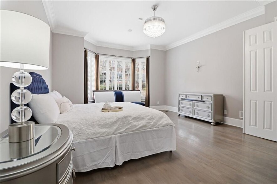 Building Photo - 4738 Ivy Ridge Dr SE