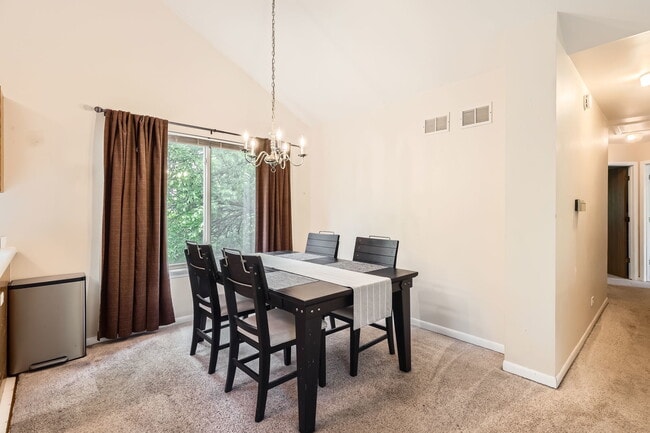 Building Photo - 1410 Leeward Ct