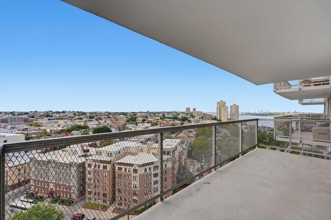 Building Photo - 6050 JFK Blvd E