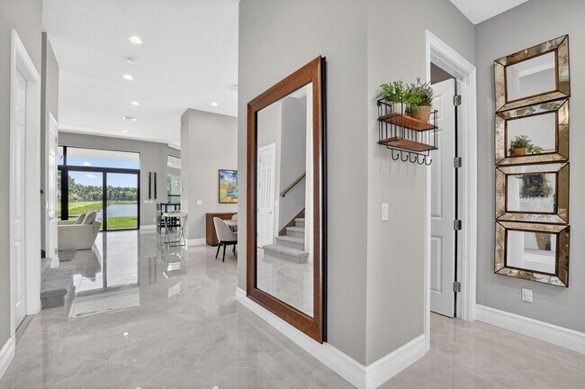 Building Photo - 17358 Santaluce Mnr