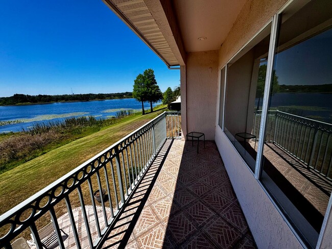 Building Photo - 3 Bedroom 2.5 Bath Cinnamon Bay Home with Stunning view, and Hardwood Flooring!