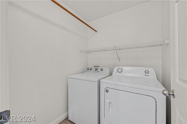 Building Photo - 10239 Keystone Pastures St