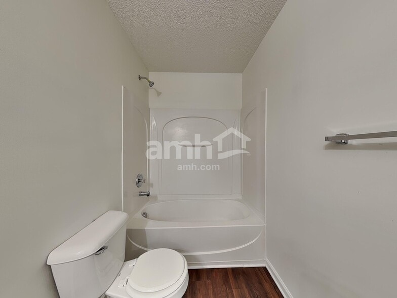 Building Photo - 123 Gatewood Ridge Ct