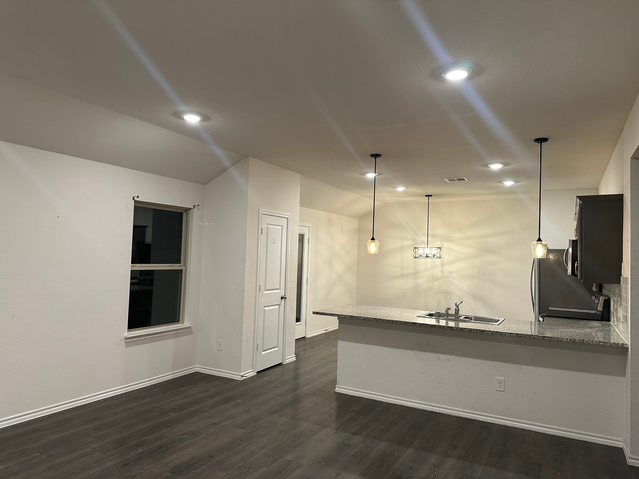 Building Photo - 2222 Nightgrove Cir