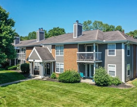 Building Photo - 2150 Bentwood Cir